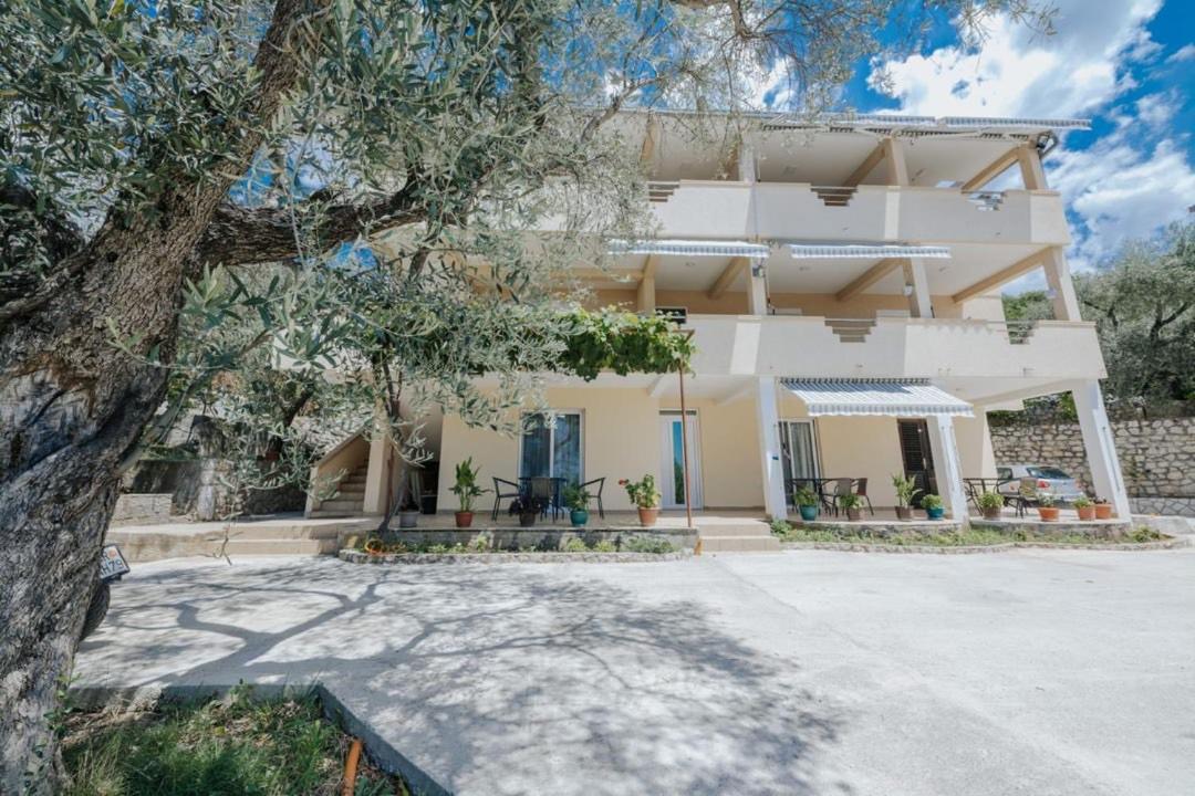 Olive Garden Apartment Bar Εξωτερικό φωτογραφία